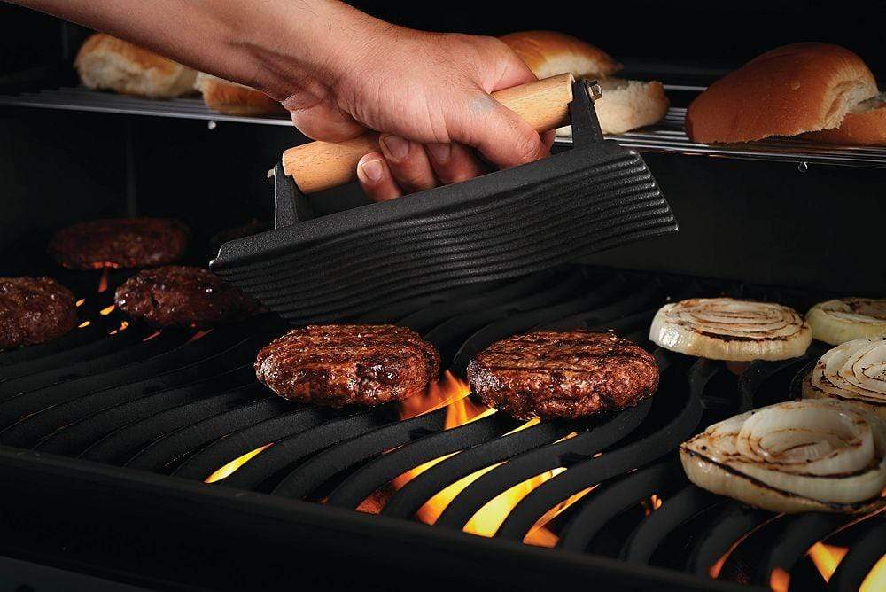 https://bbqsgrills.com/cdn/shop/products/napoleon-cast-iron-chef-s-press-56056-28373459206206_1000x668.jpg?v=1675698197